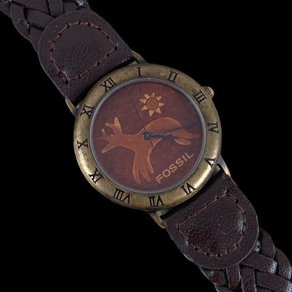 Vintage FOSSIL Buck Deer with Antlers and 5 Legs Leather Dial - Picture 2 of 9